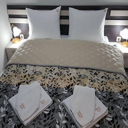 Ayberk Apart Sandanski Ngoại thất bức ảnh